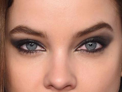 Barbara Palvin eye color