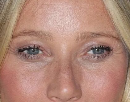 Gwyneth Paltrow eye color