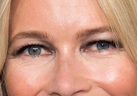 Claudia Schiffer eye color