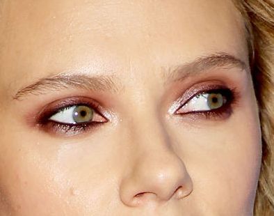 Scarlett Johansson eye color