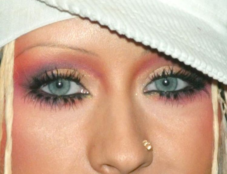 Christina Aguilera eye color