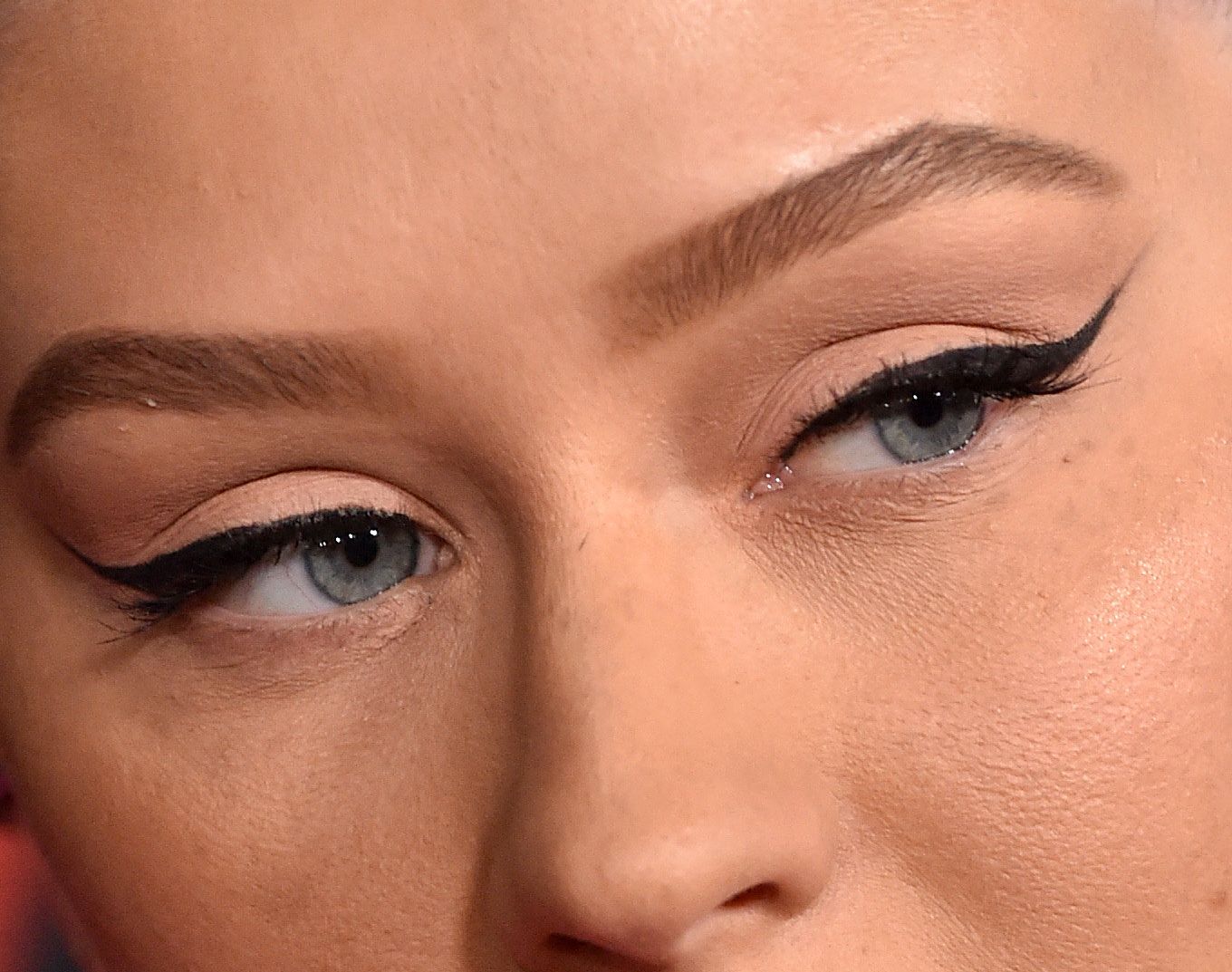 Christina Aguilera eye color