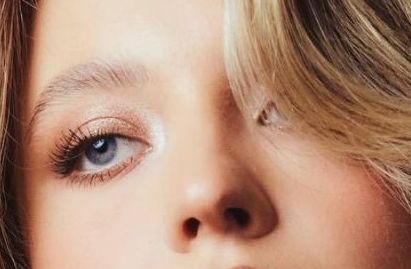 Sydney Sweeney eye color