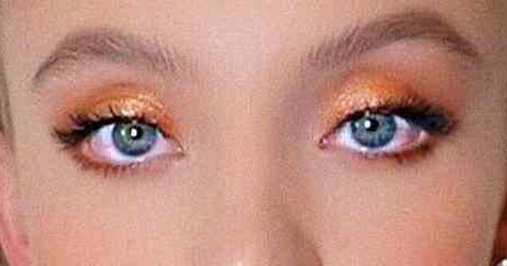 Sydney Sweeney eye color