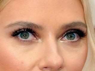 Scarlett Johansson eye color