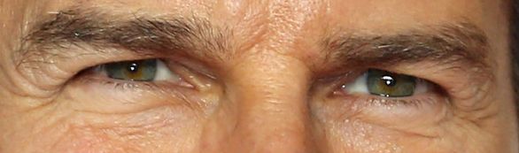 Tom Cruise eye color