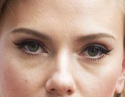 Scarlett Johansson eye color