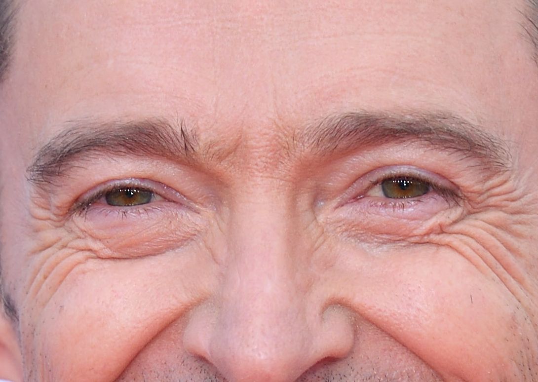 Hugh Jackman eye color