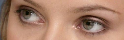 Scarlett Johansson eye color