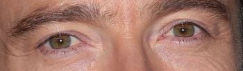 Hugh Jackman eye color