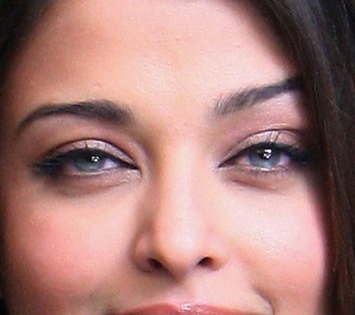 Aishwarya Rai eye color