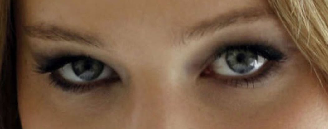 Jennifer Lawrence eye color