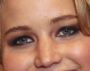 Jennifer Lawrence eye color