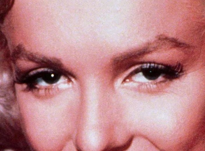 Marilyn Monroe eye color