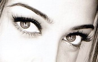 Aishwarya Rai eye color