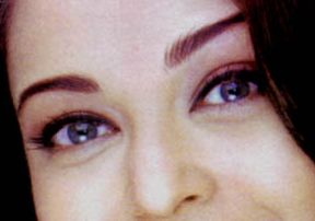 Aishwarya Rai eye color