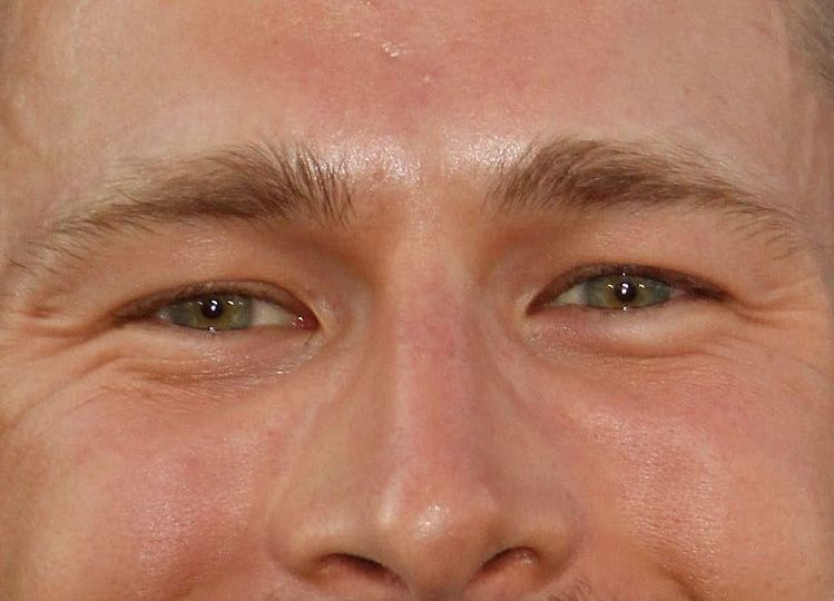 Glen Powell eye color