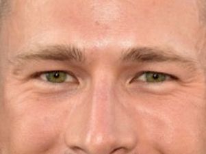 Glen Powell eye color