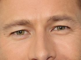 Glen Powell eye color