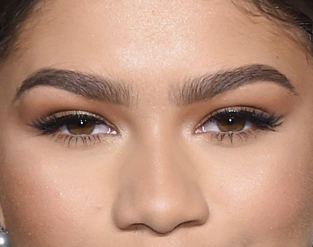 Zendaya eye color