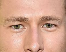 Glen Powell eye color