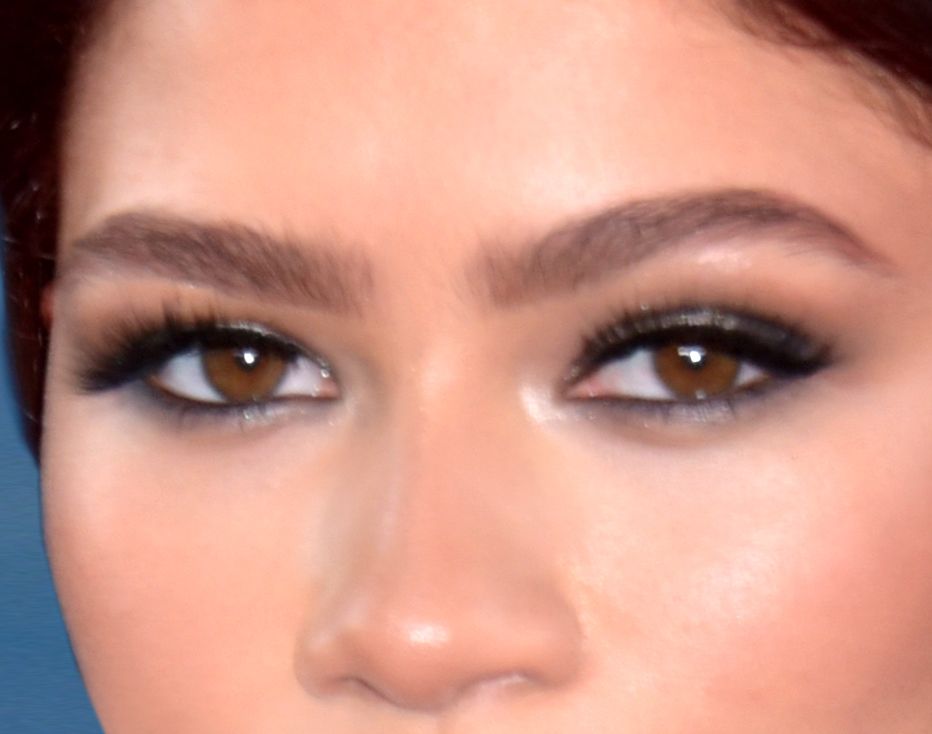 Zendaya eye color