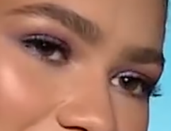 Zendaya eye color