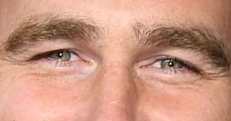 Travis Kelce eye color