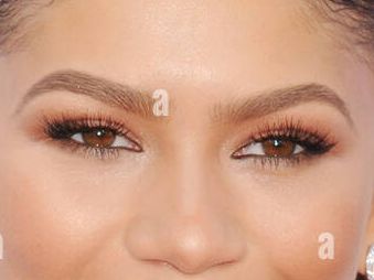 Zendaya eye color