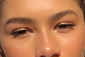 Zendaya eye color