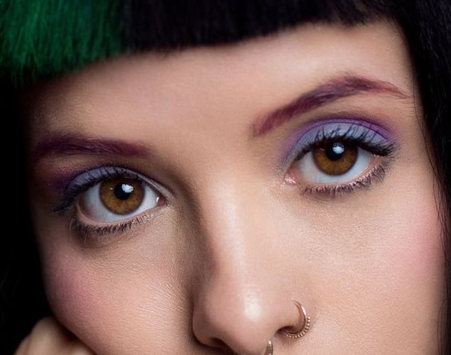 Melanie Martinez eye color