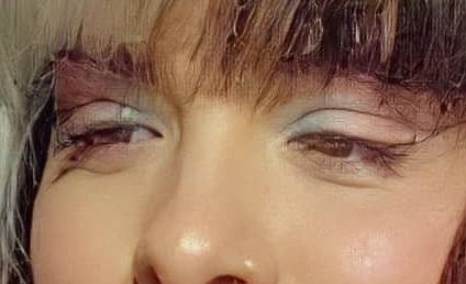 Melanie Martinez eye color