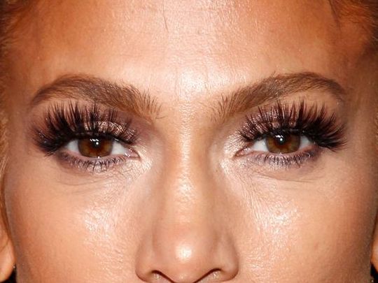 Jennifer Lopez eye color