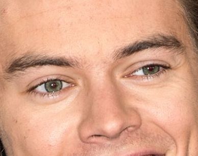 Harry Styles eye color