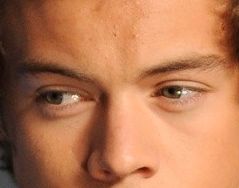 Harry Styles eye color