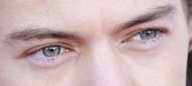 Harry Styles eye color