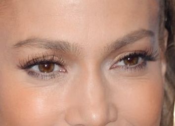 Jennifer Lopez eye color