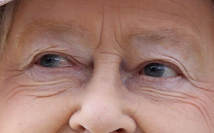 Queen Elizabeth eye color