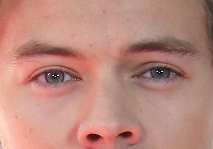 Harry Styles eye color