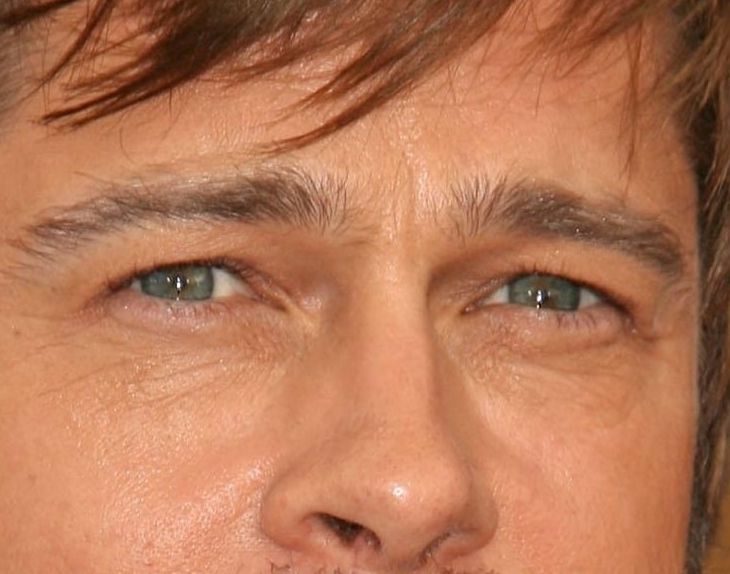 Brad Pitt eye color