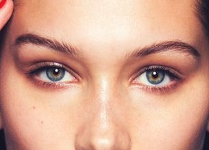 Bella Hadid eye color