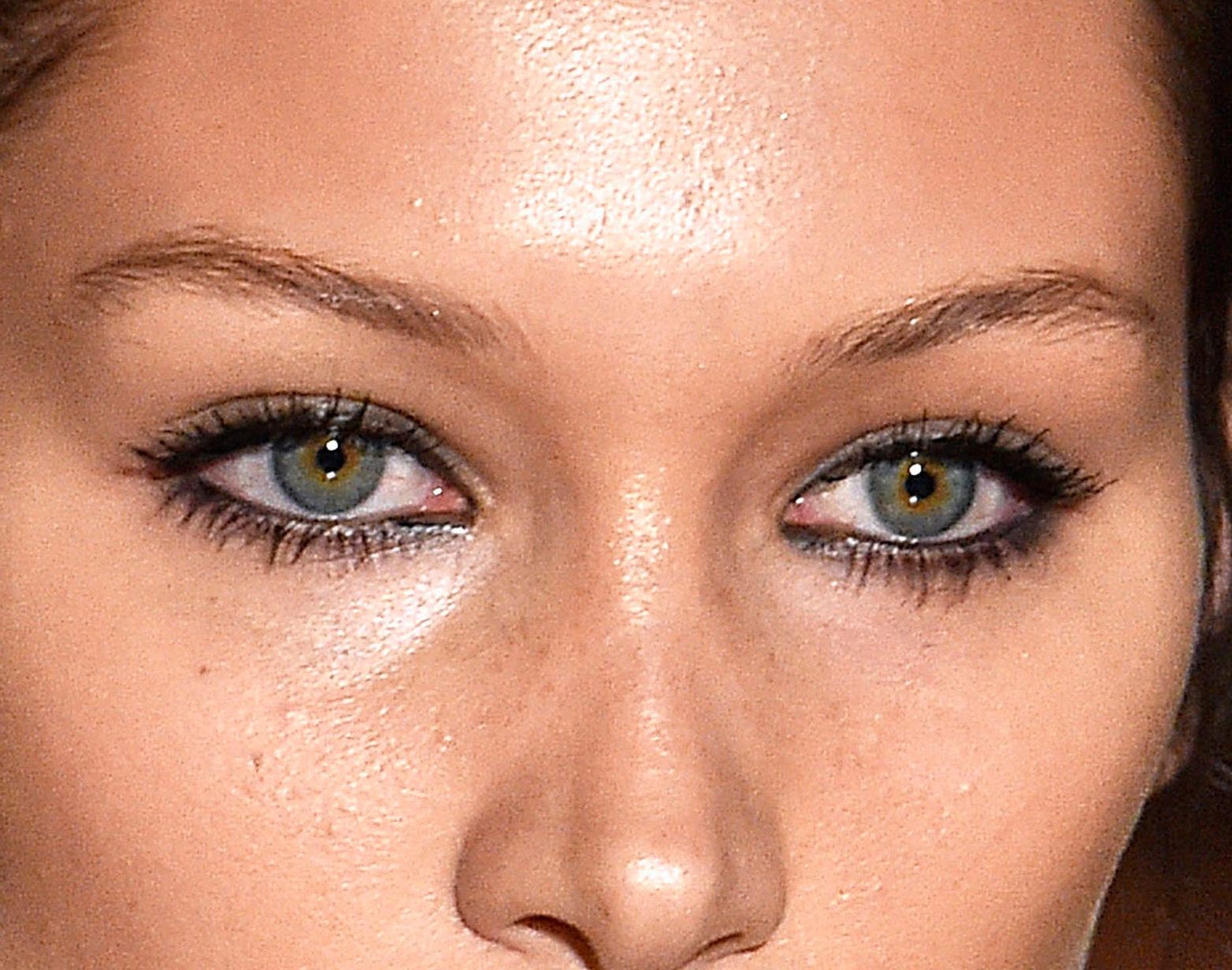 Bella Hadid eye color