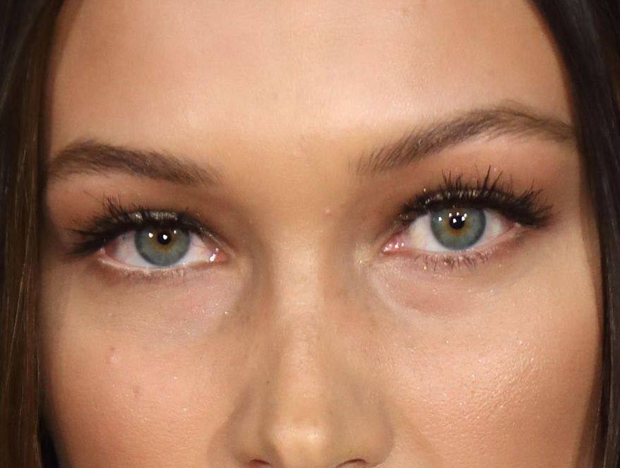 Bella Hadid eye color