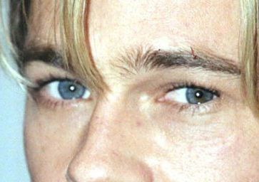 Brad Pitt eye color