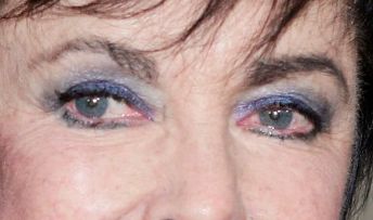 Elizabeth Taylor eye color