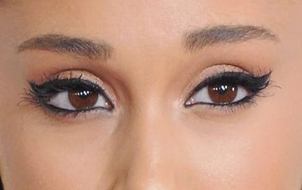 Ariana Grande eye color