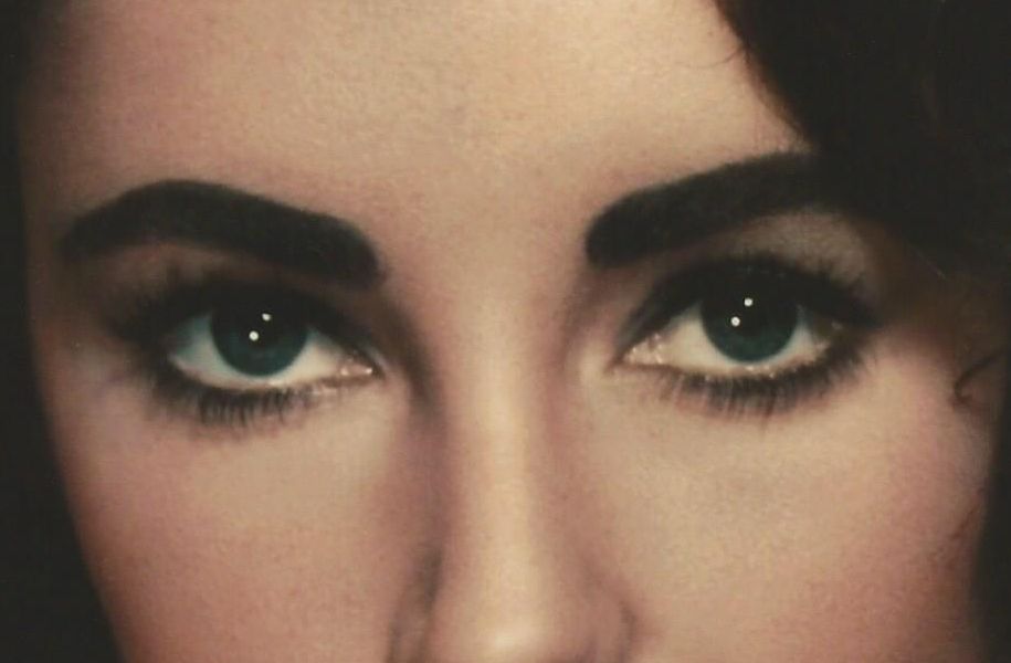 Elizabeth Taylor eye color