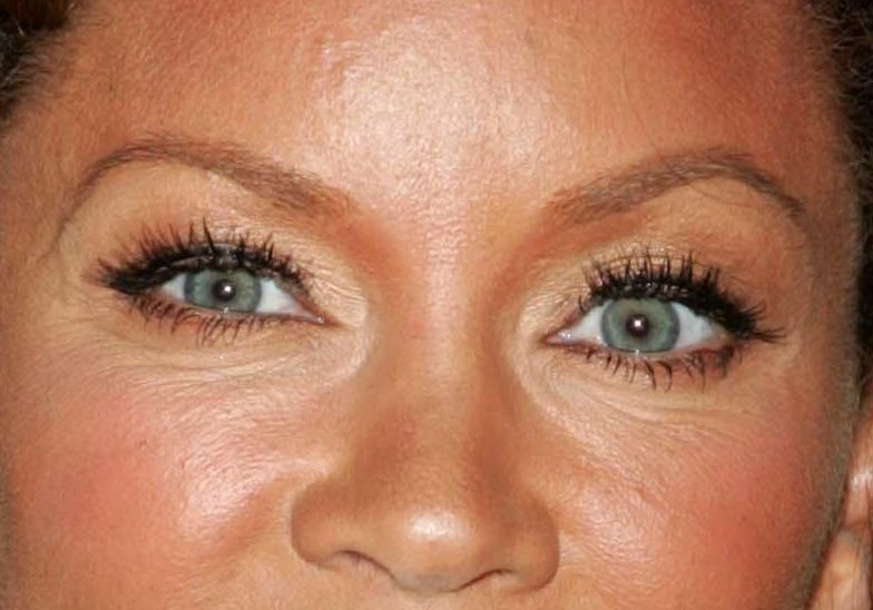 Vanessa Williams eye color