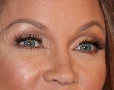 Vanessa Williams eye color