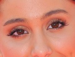 Ariana Grande eye color